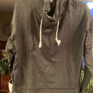 Peyton Jensen camp green tunic - size l